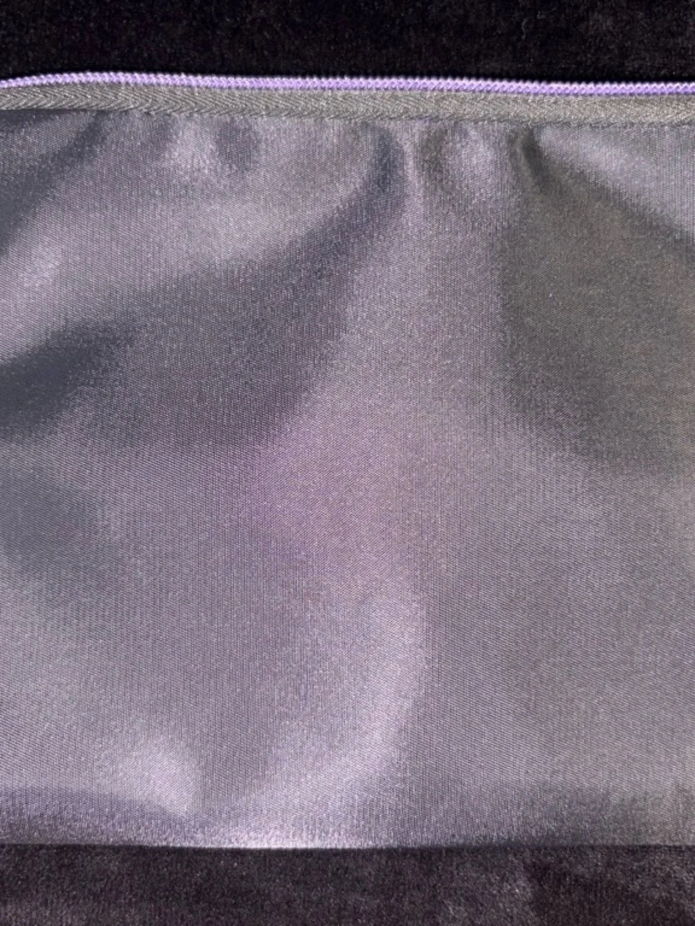 TUMI for Delta Delta Air Lines First Class Amenity Kit Pouch / Toiletry Bag EUC